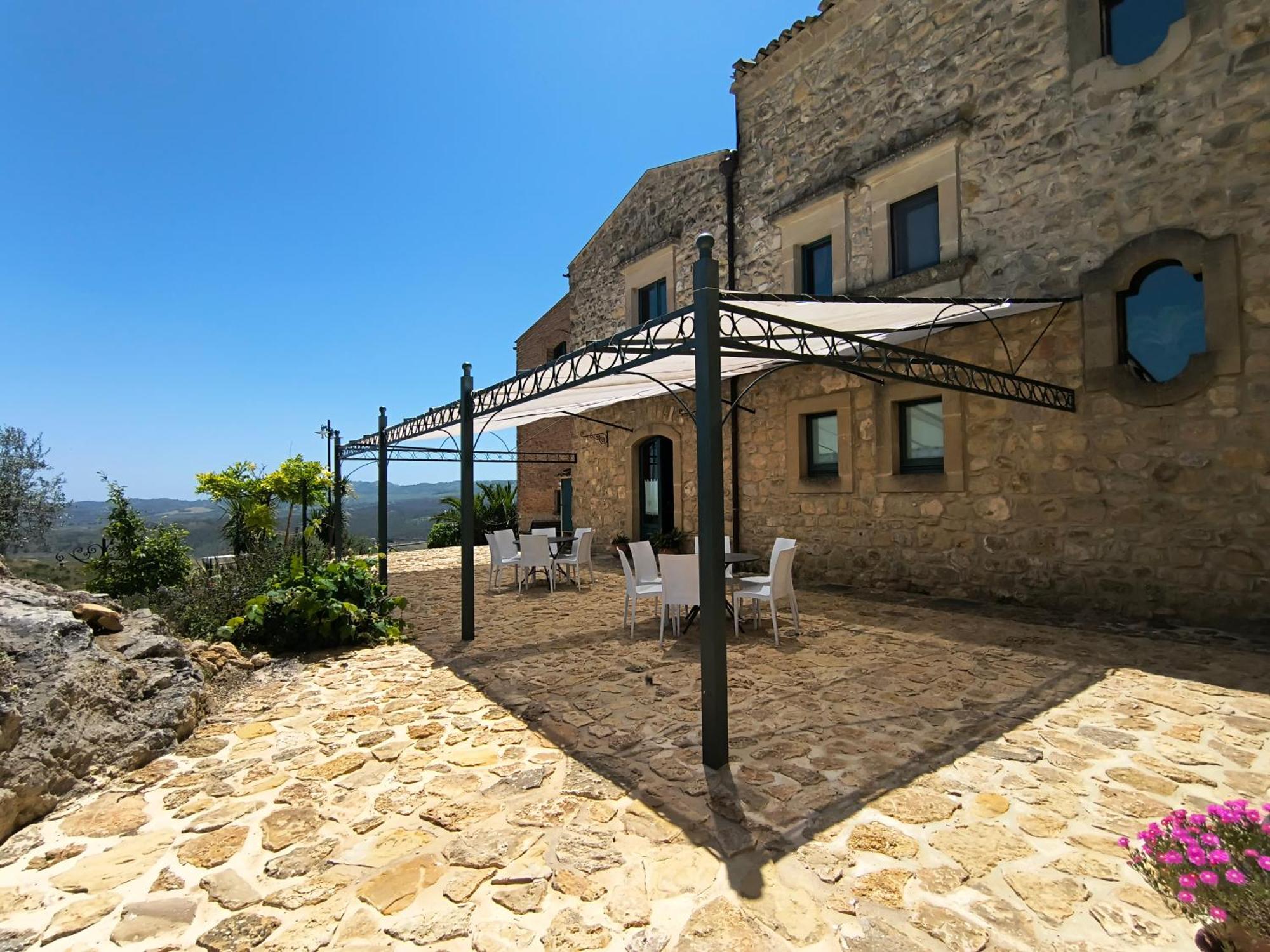 Alloggio per agriturismo Baglio Pollicarini Pergusa
